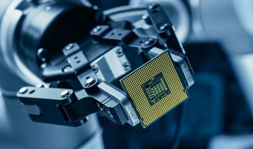 中国互联网巨头下场做芯片